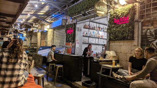 Intimate cocktail bars in Jerusalem