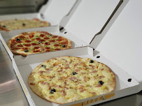 Plats et boissons du Pizzas à emporter La Casa Pizza à Graveson - n°10