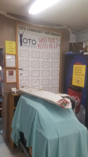 Thrift Store «YOTO Community Thrift Store», reviews and photos, 1731 N Glenstone Ave, Springfield, MO 65803, USA