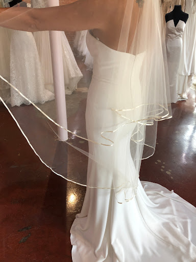 Bridal Shop «Emerald City Gowns», reviews and photos, 1822 Fourth St, Berkeley, CA 94710, USA