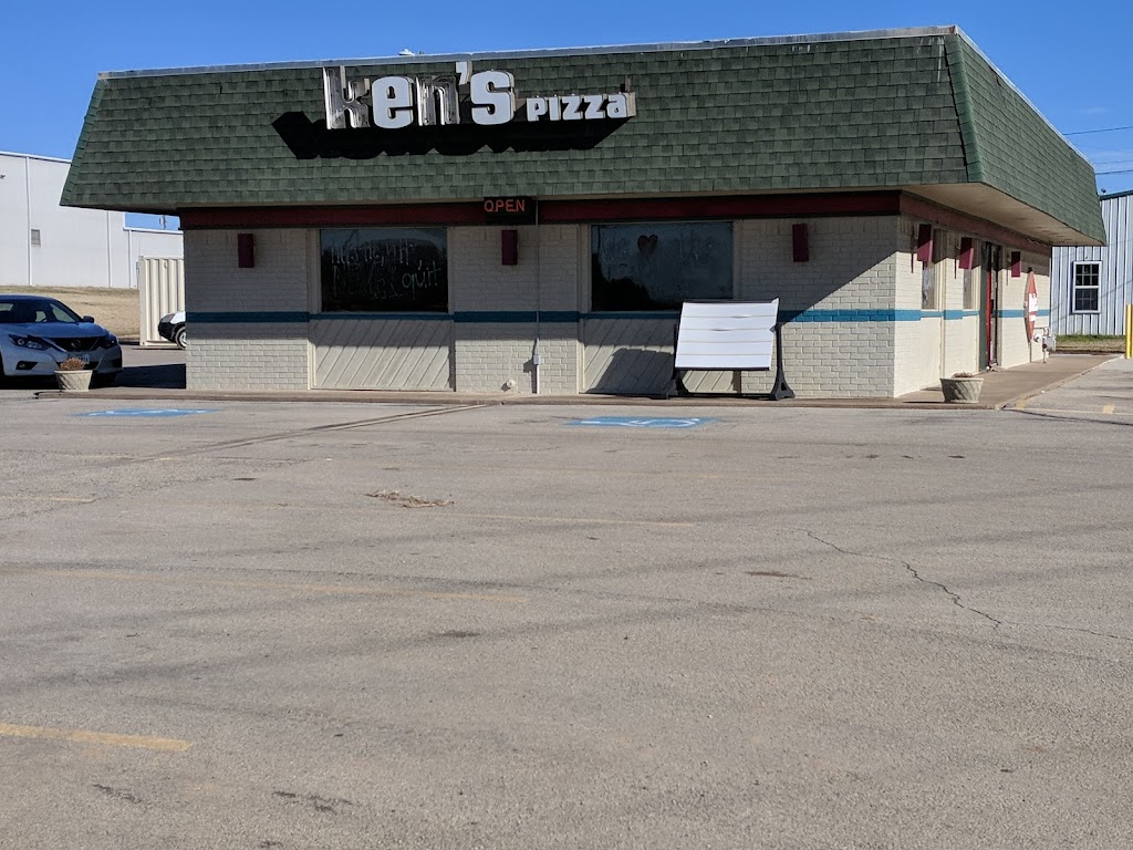 Ken's Pizza Parlor 76367