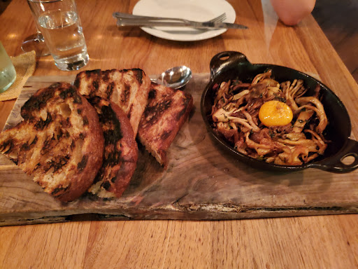 American Restaurant «Dai Due», reviews and photos, 2406 Manor Rd, Austin, TX 78722, USA