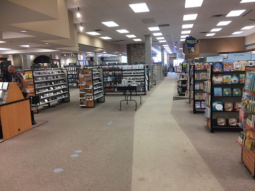 Book Store «LifeWay Christian Store», reviews and photos, 12985 Elm Creek Blvd N, Maple Grove, MN 55369, USA