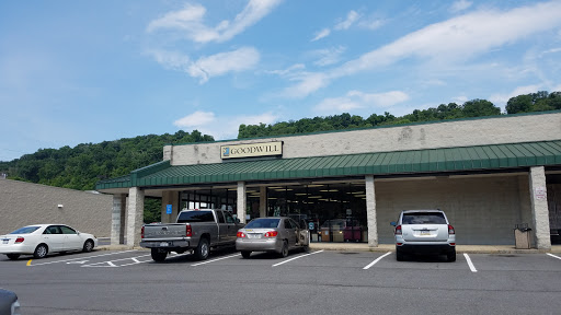 Thrift Store «Goodwill», reviews and photos, 70 Morgan Square Suite 3, Berkeley Springs, WV 25411, USA