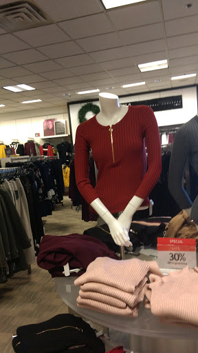 Shopping Mall «Capitola Mall», reviews and photos, 1855 41st Ave, Capitola, CA 95010, USA