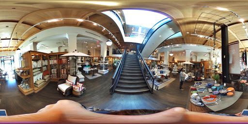 Furniture Store «Pottery Barn», reviews and photos, 1415 4th St, Santa Monica, CA 90401, USA
