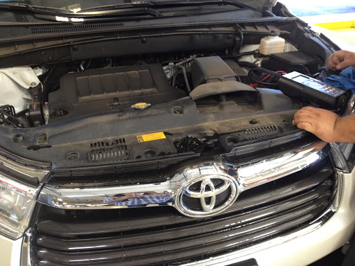 Car Dealer «Yuba City Toyota», reviews and photos, 955 Harter Pkwy, Yuba City, CA 95993, USA