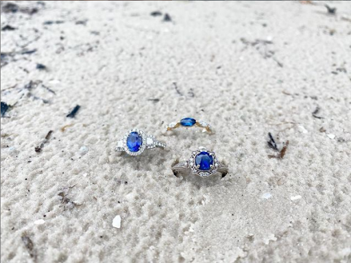 Jewelry Store «Bridge Street Jewelers», reviews and photos, 129 Bridge St, Bradenton Beach, FL 34217, USA