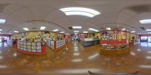 Tattoo Shop «Fast Lane Tattoo (Oracle Rd.)», reviews and photos, 3801 N Oracle Rd, Tucson, AZ 85705, USA