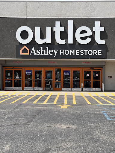 Ashley Outlet