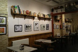 Cafe Bar Trotaconventos image