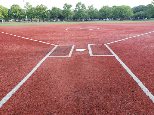 Sports Activity Location «Eisenhower Park: Softball Fields», reviews and photos, 1899 Hempstead Turnpike, East Meadow, NY 11554, East Meadow, NY 11554, USA