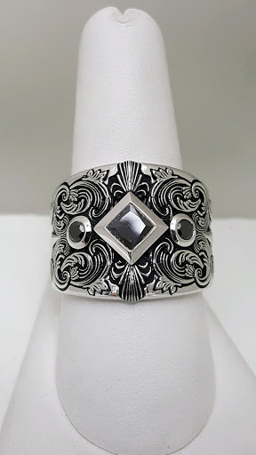 Jeweler «Jewelers Touch», reviews and photos, 5450 Whittlesey Blvd # G, Columbus, GA 31909, USA