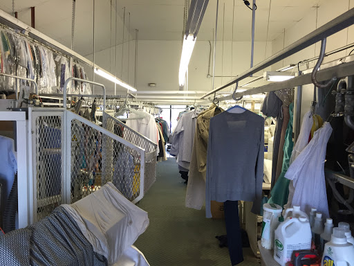 Dry Cleaner «Chris Cleaners and Clothes Spa», reviews and photos, 3427 Keith Bridge Rd, Cumming, GA 30041, USA