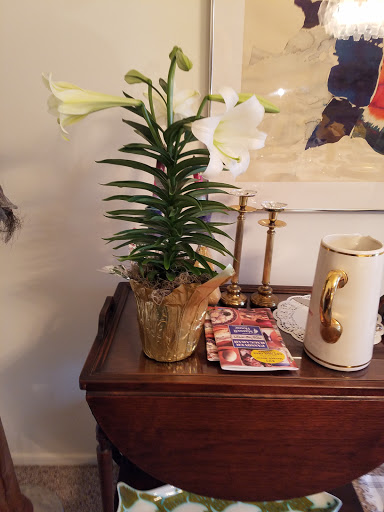 Florist «Affordable Flowers», reviews and photos, 33289 Woodward Ave, Birmingham, MI 48009, USA