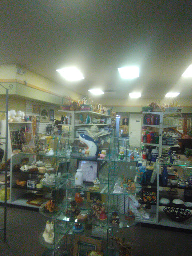 Thrift Store «SPCA Thrift Shop», reviews and photos, 4220 S Washington Ave, Titusville, FL 32780, USA