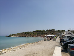 Photo de Għar Aħmar Bay zone des équipements