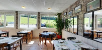 Atmosphère du Restaurant Chez Eugène à Bertholène - n°5