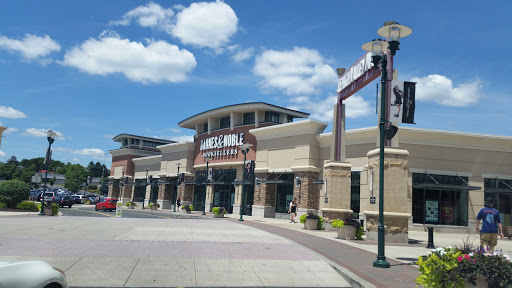 Book Store «Barnes & Noble», reviews and photos, 801 Lehigh Lifestyle Center, Whitehall, PA 18052, USA