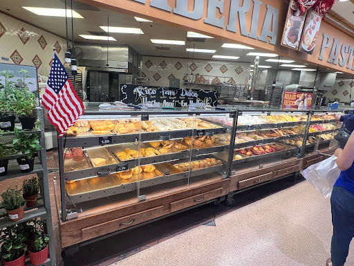 Grocery Store «Northgate Gonzalez Markets», reviews and photos, 11660 Firestone Blvd, Norwalk, CA 90650, USA