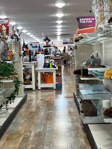 Department Store «HomeGoods», reviews and photos, 7055 Market Pl Dr, Aurora, OH 44202, USA
