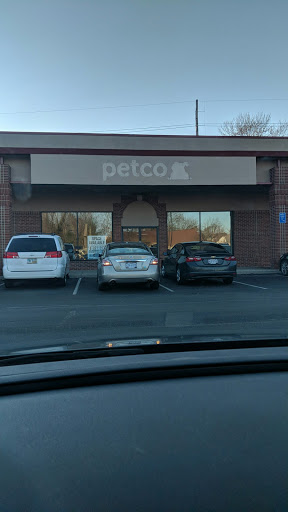 Pet Supply Store «Petco Animal Supplies», reviews and photos, 9687 Kenwood Rd, Blue Ash, OH 45242, USA