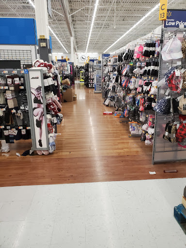 Discount Store «Walmart», reviews and photos, 700 Marketplace Blvd, Hamilton Township, NJ 08691, USA