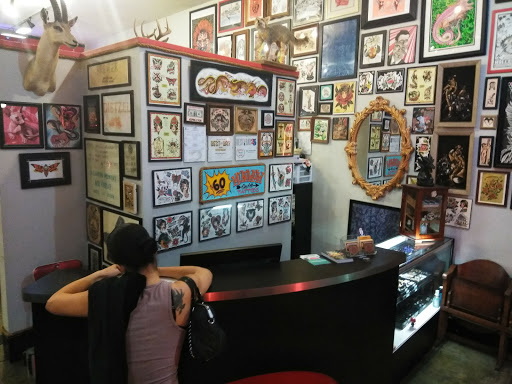 Tattoo Shop «Atomic Tattoos Ybor City», reviews and photos, 1712 E 7th Ave, Tampa, FL 33605, USA