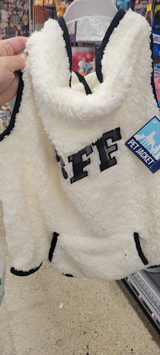 Variety Store «Five Below», reviews and photos, 1730 W Fullerton Ave #17, Chicago, IL 60614, USA