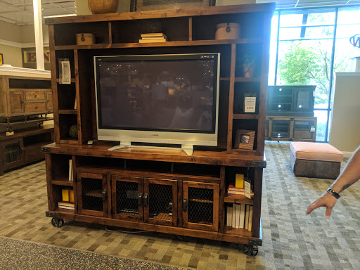 Furniture Store «Fashion Furniture», reviews and photos, 255 W El Paso Ave, Fresno, CA 93711, USA