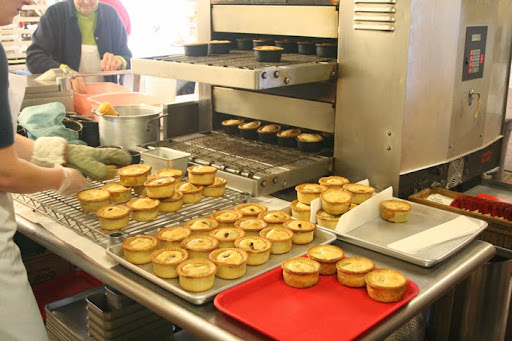 Bakery «Thwaites Market», reviews and photos, 36 Railroad St, Methuen, MA 01844, USA