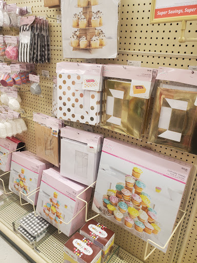Craft Store «Hobby Lobby», reviews and photos, 8825 Harlem Ave, Bridgeview, IL 60455, USA