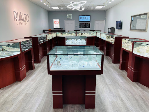 Jewelry Store «Rialto Jewelry», reviews and photos, 8910 Bandera Rd #107, San Antonio, TX 78250, USA