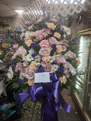 Florist «Hollywood Florist», reviews and photos, 1700 Stuyvesant Ave, Union, NJ 07083, USA
