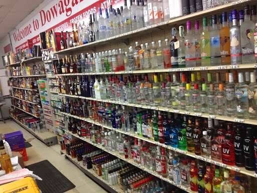 Liquor Store «Dowagiac Liquor», reviews and photos, 901 Spruce St # 4, Dowagiac, MI 49047, USA