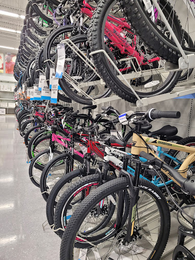 Sporting Goods Store «Academy Sports + Outdoors», reviews and photos, 14405 W 135th St, Olathe, KS 66062, USA