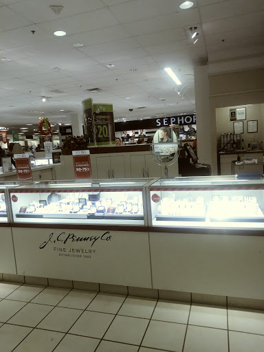 Department Store «JCPenney», reviews and photos, 3742 Brookwall Dr #10, Akron, OH 44333, USA