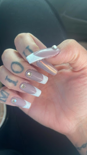 Αξιολογήσεις για το Your Majesty - Ελευσίνα στην Ελευσίνα - Ινστιτούτο αισθητικής