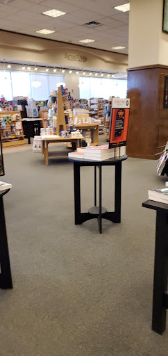 Book Store «Barnes & Noble Booksellers Ingram Festival», reviews and photos, 6065 NW Loop 410 #185, San Antonio, TX 78238, USA