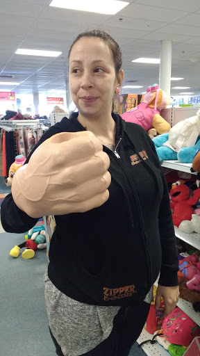 Thrift Store «Goodwill Industries of the Chesapeake, Inc.», reviews and photos, 7311 Ritchie Hwy, Glen Burnie, MD 21061, USA