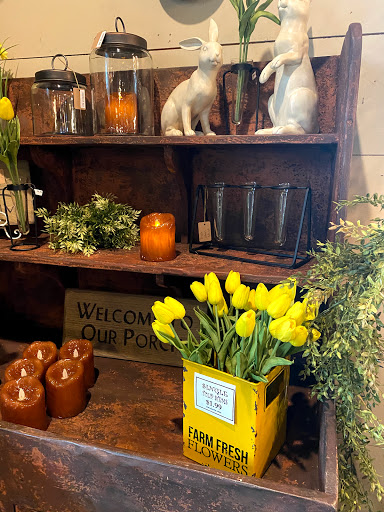 Furniture Store «Homestead Furnishings & Gifts», reviews and photos, 161 S River St, Marietta, PA 17547, USA