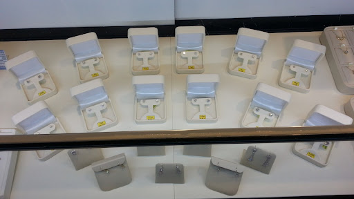 Jewelry Store «Meridian Diamond Co», reviews and photos, 780 Holcomb Bridge Rd, Roswell, GA 30076, USA