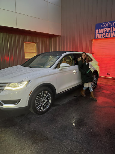 Car Dealer «Kunes Country Ford Stateline Superstore», reviews and photos, 104 IL-173, Antioch, IL 60002, USA