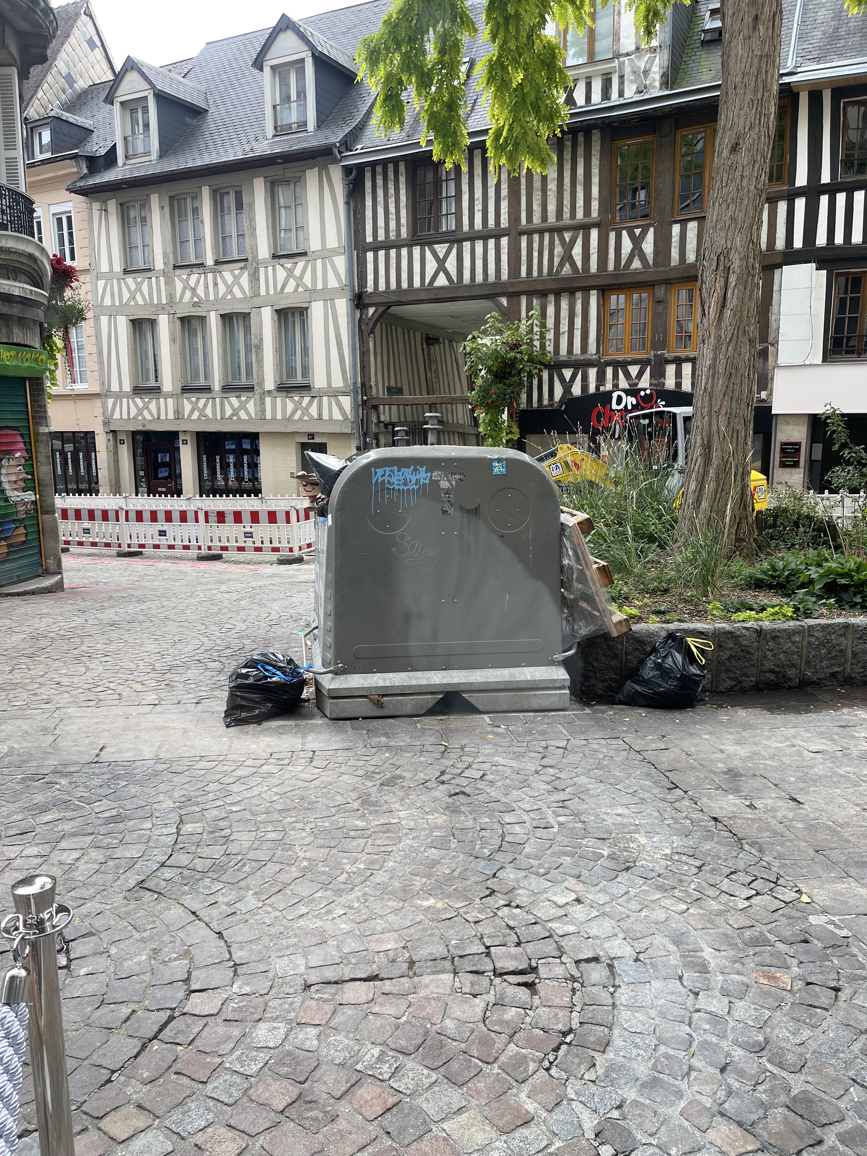 Photo n° 1 de l'avis de Léo.a fait le 01/09/2023 à 13:10