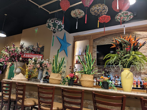 Shopping Mall «West Broad Commons Shopping Ctr», reviews and photos, 9031 W Broad St, Richmond, VA 23294, USA