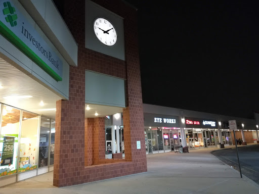 Shopping Mall «Wick Shopping Plaza», reviews and photos, 561 US-1, Edison, NJ 08817, USA