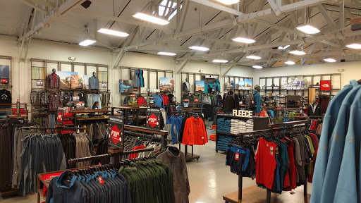 Clothing Store «The North Face Outlet», reviews and photos, 1238 Fifth Street, Berkeley, CA 94710, USA