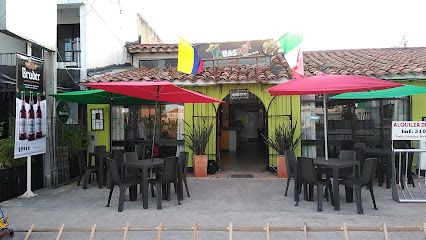 Tabasco Social Club Restaurante Mexicano - Cl. 25 #20-13 Piso 2, Paipa, Boyacá, Colombia