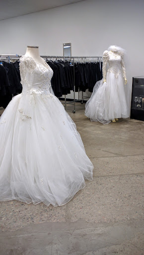 Thrift Store «Main & Recker Goodwill Retail Store & Donation Center», reviews and photos, 6030 E Main St Suite 6120, Mesa, AZ 85205, USA