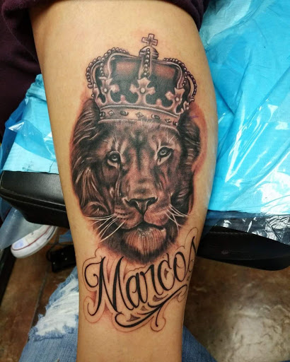 Explore crown tattoo ideas, creative tattoo ideas in San Antonio, available at Firme Copias Tattoo Studio
